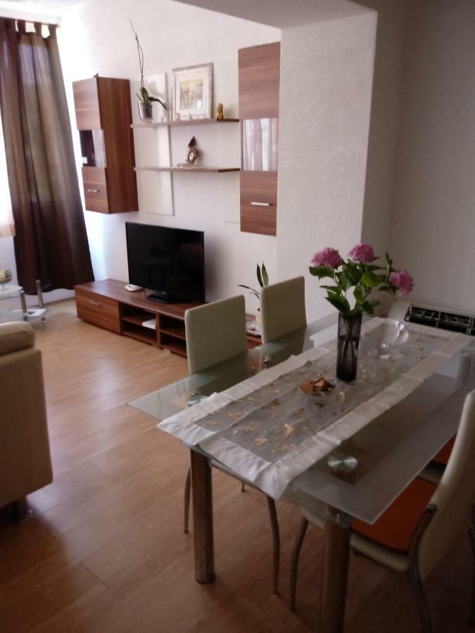 Apartments Centar - Mirjana Makarska Exterior photo
