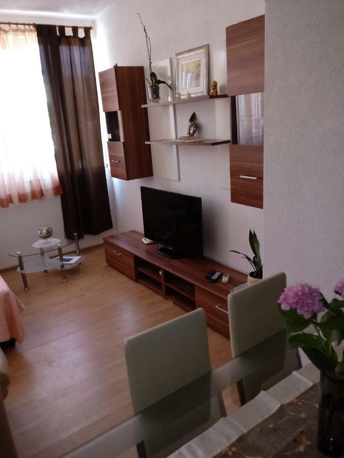 Apartments Centar - Mirjana Makarska Exterior photo