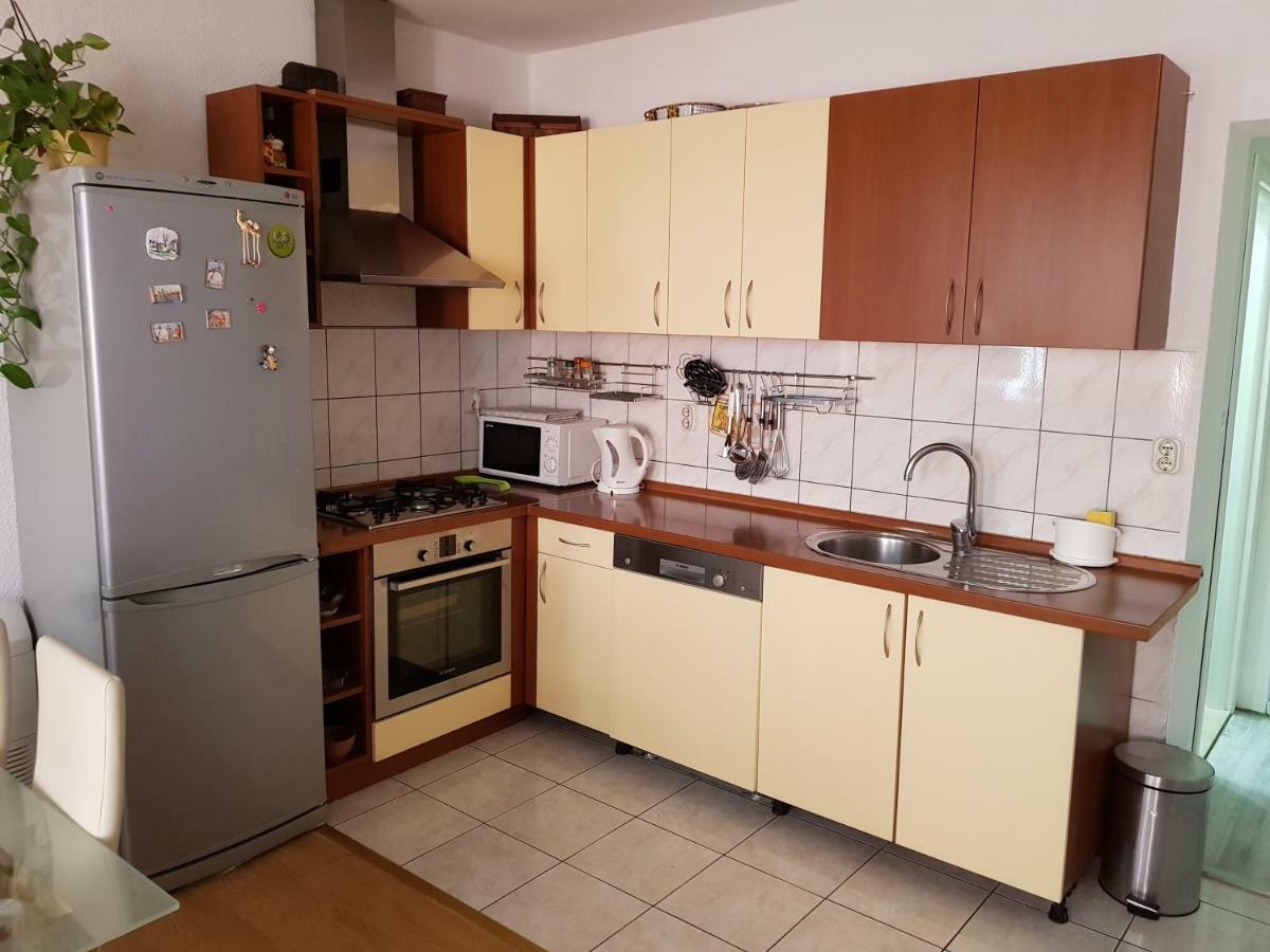 Apartments Centar - Mirjana Makarska Exterior photo