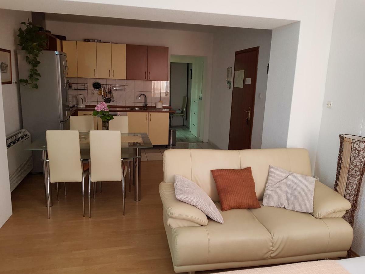 Apartments Centar - Mirjana Makarska Exterior photo